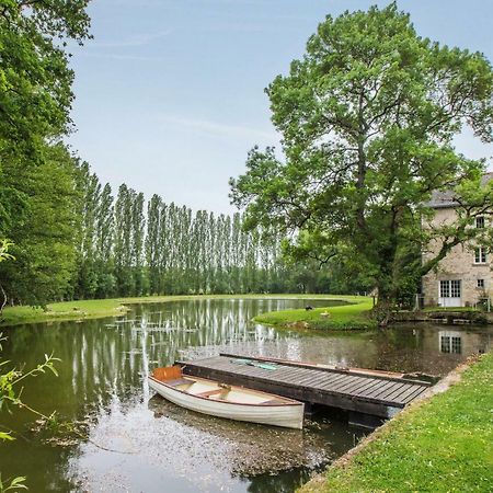 Le Moulin De Chareau Bed & Breakfast Reugny  ภายนอก รูปภาพ