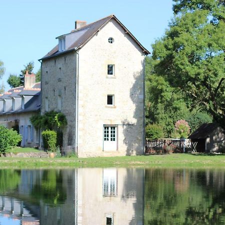 Le Moulin De Chareau Bed & Breakfast Reugny  ภายนอก รูปภาพ