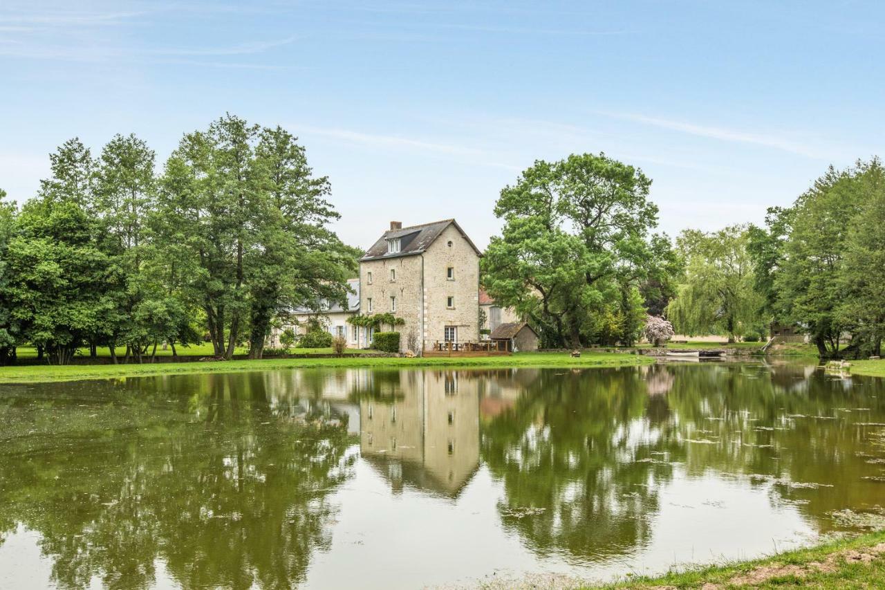 Le Moulin De Chareau Bed & Breakfast Reugny  ภายนอก รูปภาพ